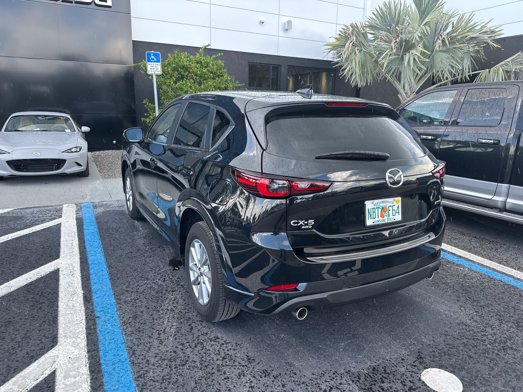 Certified 2024 MAZDA CX-5 AWD 2.5 S w/ Preferred Package image 4