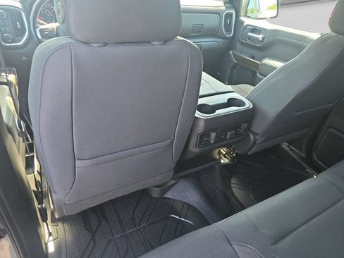 Used 2019 Chevrolet Silverado 1500 LT Trail Boss AWD/4WD image 15