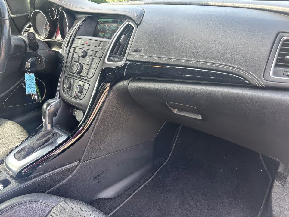 Used 2019 Buick Cascada Premium FWD image 13