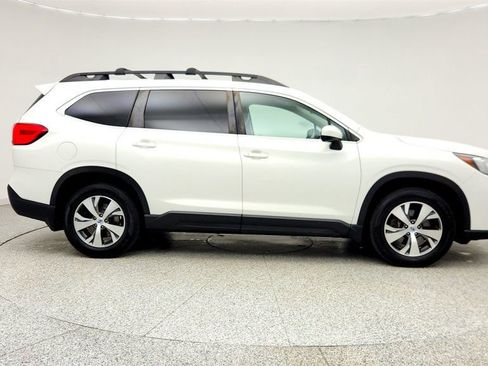 Used 2019 Subaru Ascent Premium image 4