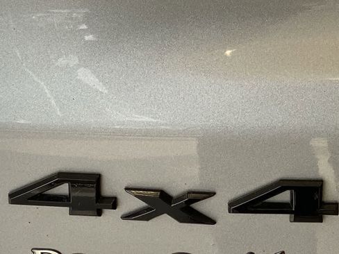 Used 2018 Jeep Compass Latitude w/ Popular Equipment Group AWD/4WD image 11
