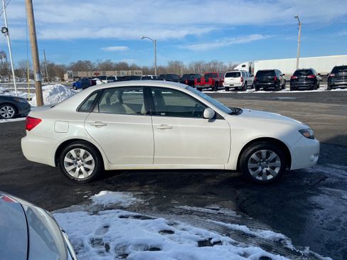 Used 2009 Subaru Impreza 2.5i image 4