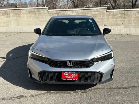 Used 2025 Honda Civic Sport image 9