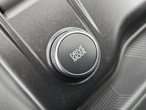 New 2026 Ford Explorer Active image 17