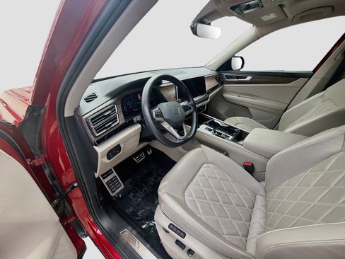 Used 2024 Volkswagen Atlas SEL Premium R-Line AWD/4WD image 9