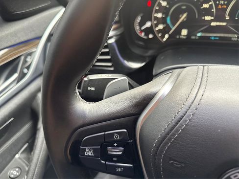Used 2019 BMW 530e image 28