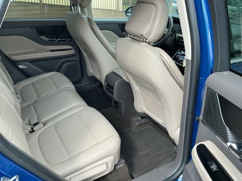 Used 2020 Lincoln Corsair FWD w/ Premium Package image 17