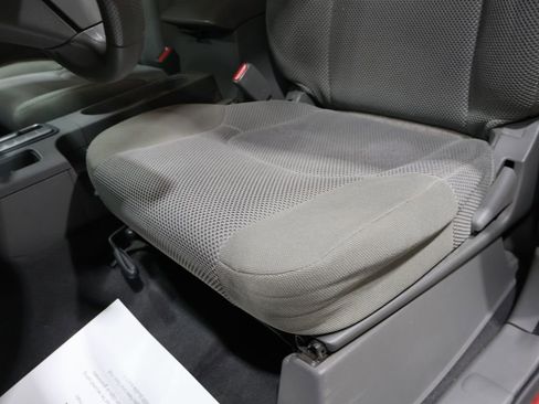 Used 2019 Nissan Frontier SV image 12