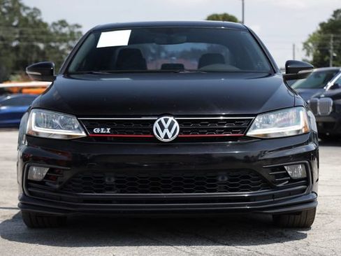 Used 2017 Volkswagen Jetta GLI FWD image 20