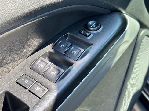 Used 2022 Chevrolet Colorado ZR2 image 19