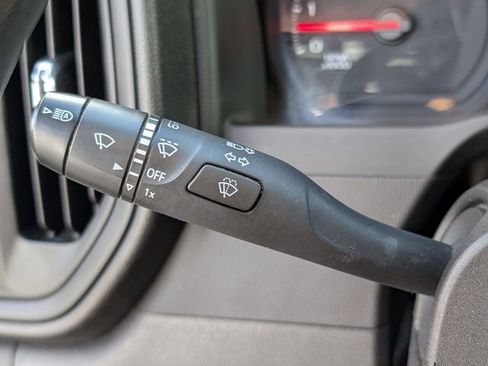 Used 2024 Chevrolet Silverado 2500 Custom w/ Custom Value Package image 35