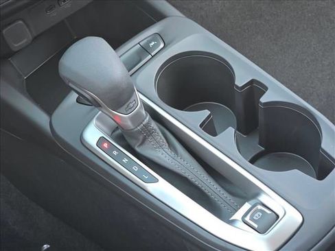 New 2026 Chevrolet Trax LS w/ LS Convenience Package FWD image 25