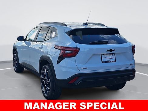 New 2026 Chevrolet Trax RS w/ Driver Confidence Package image 5