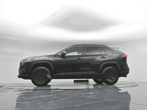 Used 2019 Toyota RAV4 XLE AWD/4WD image 51