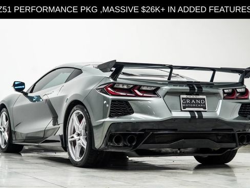 Used 2022 Chevrolet Corvette Stingray Premium Cpe w/ Z51 Performance Package RWD image 13
