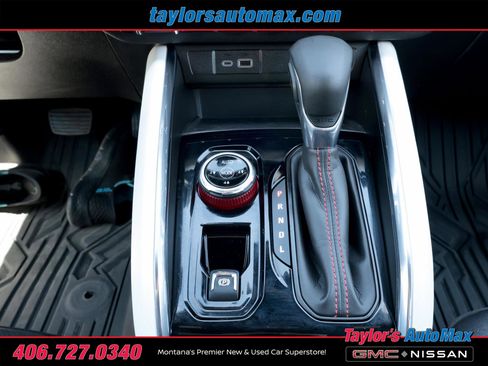 Used 2024 GMC Canyon AT4X AWD/4WD image 32