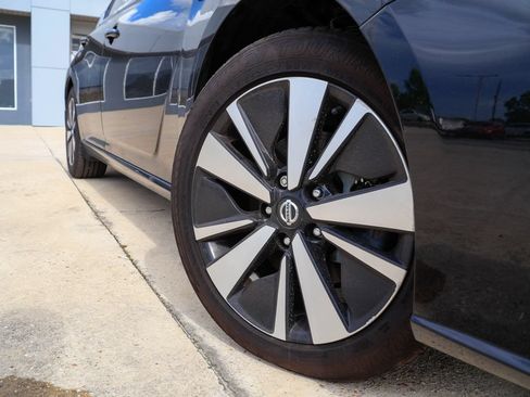 Used 2023 Nissan Altima 2.5 SR FWD image 26