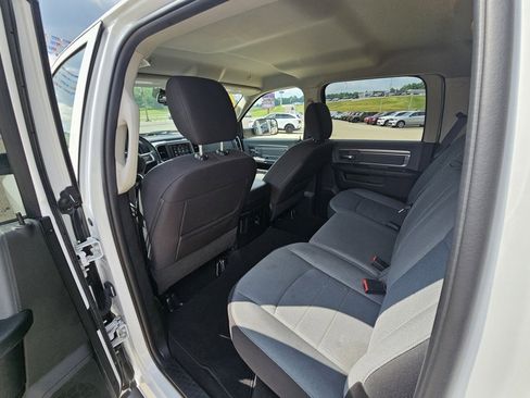 Used 2022 RAM 1500 Classic SLT w/ Electronics Group image 27