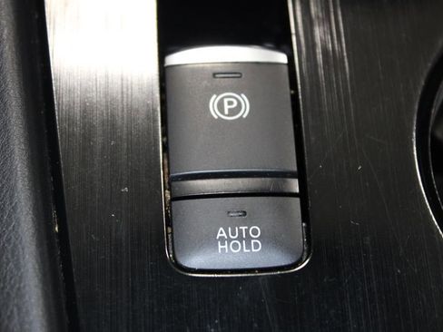 Used 2023 Nissan Rogue SV AWD/4WD image 48