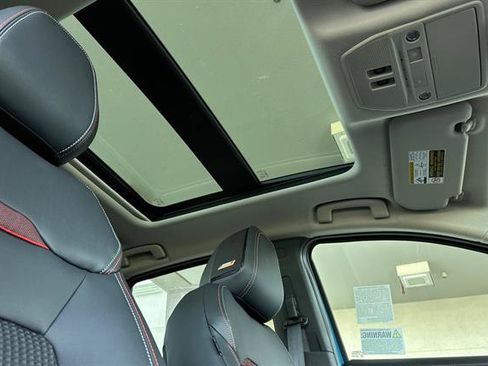 New 2025 Nissan Kicks SR w/ SR Premium Package image 18