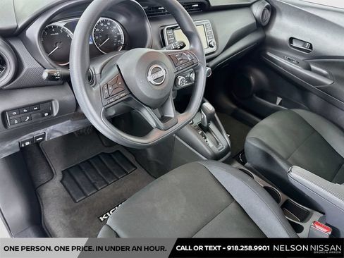 Certified 2025 Nissan Kicks Play S FWD image 9