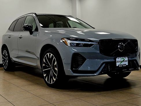 New 2026 Volvo XC60 T8 Ultra w/ Protection Package Premier AWD/4WD image 3