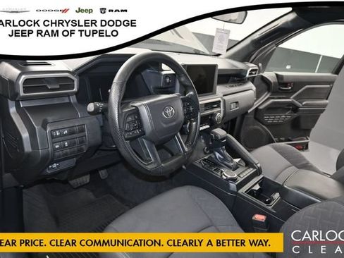 Used 2025 Toyota Tacoma SR AWD/4WD image 13