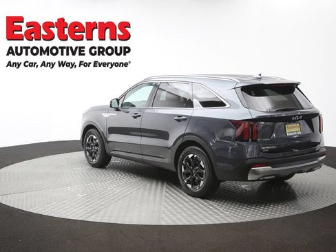 Used 2024 Kia Sorento S FWD image 66