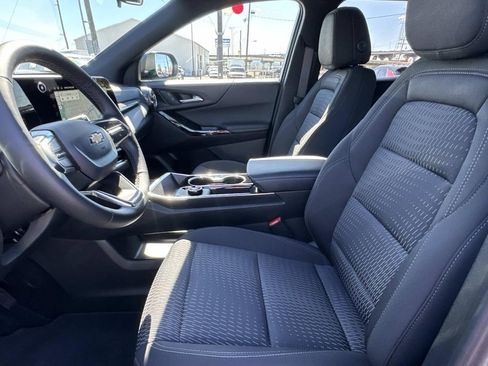 Used 2026 Chevrolet Equinox LT image 15