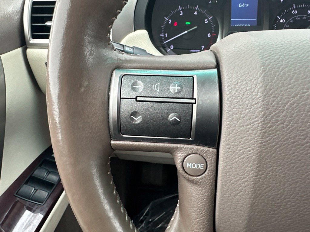 Used 2014 Lexus GX 460 Luxury AWD/4WD image 41