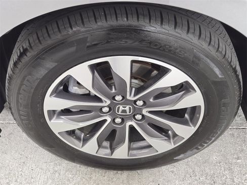 Used 2023 Honda Odyssey EX-L image 11