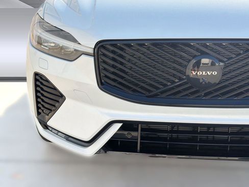 New 2026 Volvo XC60 B5 Ultra w/ Climate Package AWD/4WD image 26