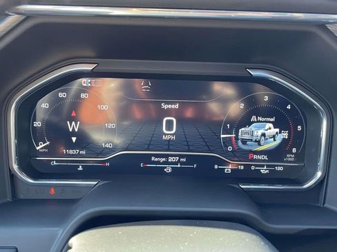 Certified 2025 GMC Sierra 2500 Denali Ultimate image 18