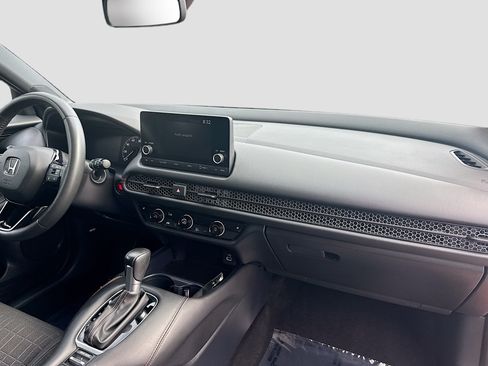 Certified 2024 Honda HR-V Sport image 31