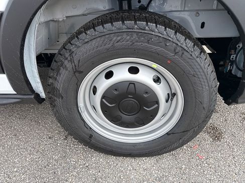 New 2026 Ford Transit 250 148 Medium Roof image 10