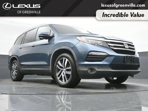 Used 2018 Honda Pilot Touring image 34