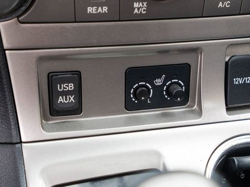 Used 2013 Toyota Highlander SE AWD/4WD image 28