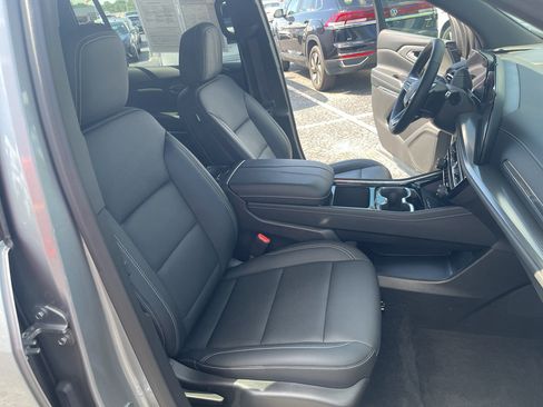 Used 2026 Chevrolet Traverse LT AWD/4WD image 34