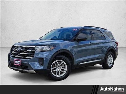 Used 2025 Ford Explorer Active
