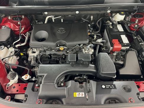 Used 2023 Toyota RAV4 XLE w/ Convenience Package image 11