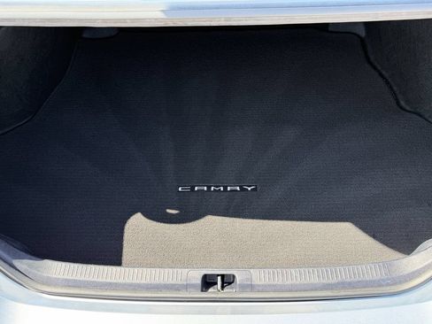 Used 2024 Toyota Camry SE FWD image 29