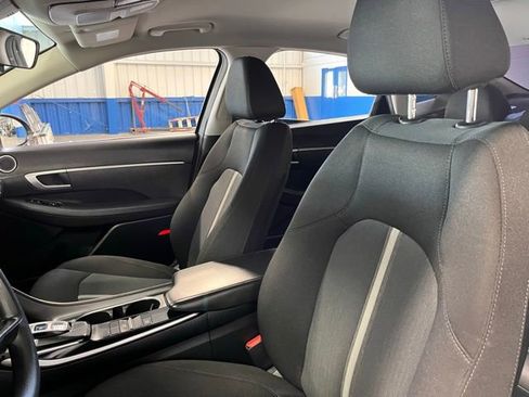 Used 2021 Hyundai Sonata SE w/ Cargo Package image 23
