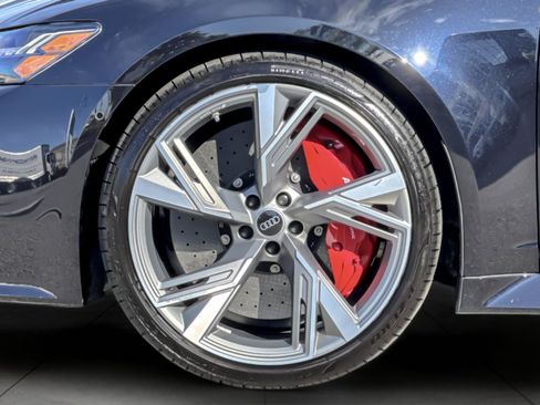 Used 2021 Audi RS 6 w/ Executive Package AWD/4WD image 25