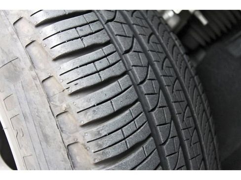 Used 2022 Land Rover Discovery S R-Dynamic image 27