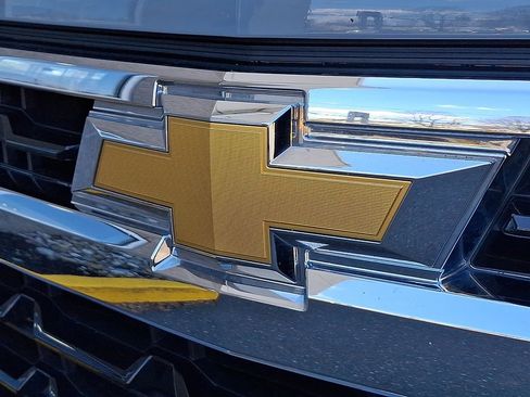 Used 2024 Chevrolet Silverado 1500 LT image 30