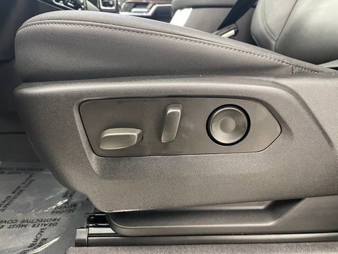 Used 2023 Chevrolet Silverado 1500 RST w/ Convenience Package II image 10