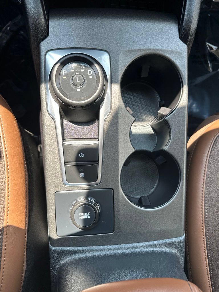 Used 2025 Ford Bronco Sport Outer Banks w/ Outer Banks Tech Package+ AWD/4WD image 16
