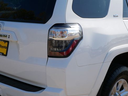 Certified 2024 Toyota 4Runner SR5 Premium image 18