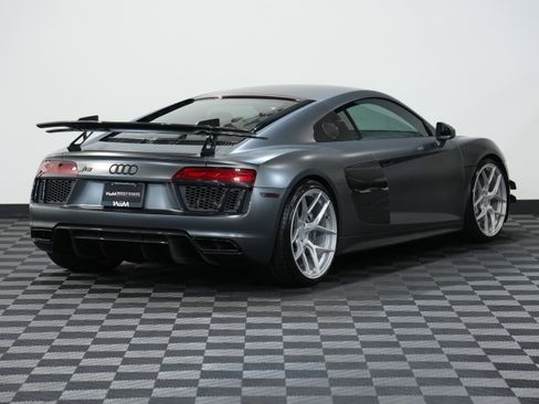 Used 2017 Audi R8 V10 plus image 6