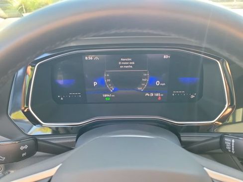Certified 2023 Volkswagen Jetta SE w/ Panoramic Sunroof Package FWD image 22